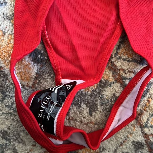 NWT Zaful Red Strapless Ribbed Bikini - Picture 5 of 7